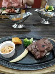 台北車站二樓微風 鬥牛士 牛排