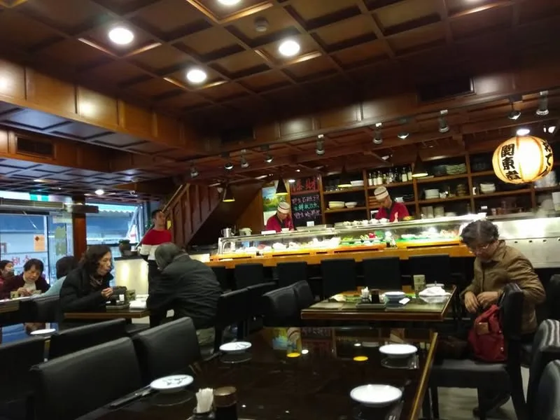 台北 城隍廟旁 添財日本料理