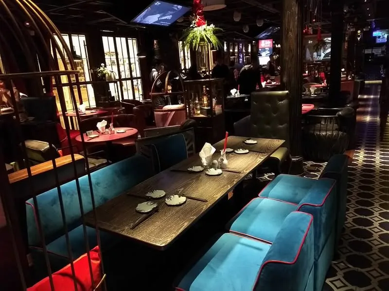 深圳 事外 英式居酒屋