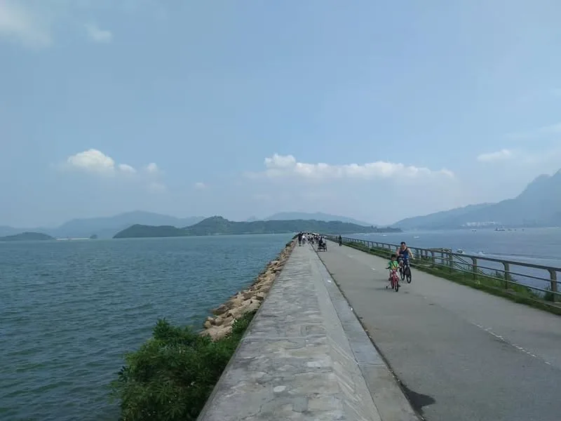 香港 船灣淡水湖水壩