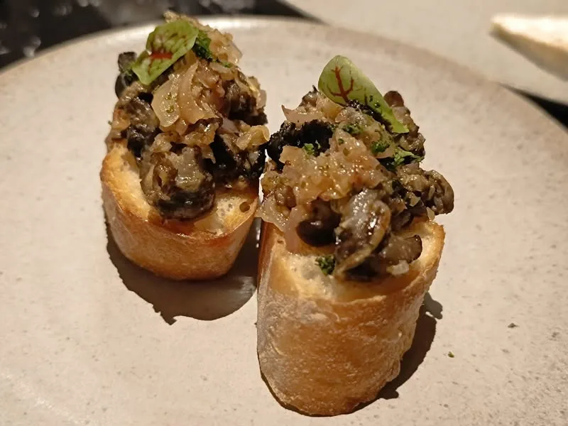 台北 逸仙路巷內 Justin's Wine & Bistro 小玖館