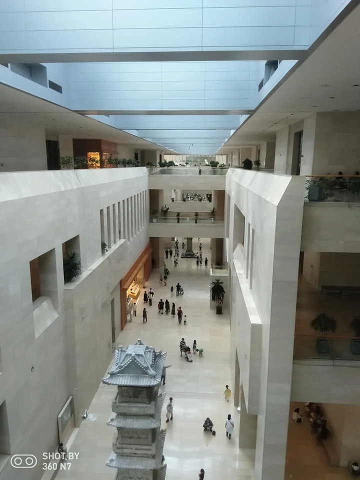 首爾 國立中央博物館、戰爭博物館、三星美術館； Hero 塗鴉秀、亂打秀、功夫世家Jump 秀