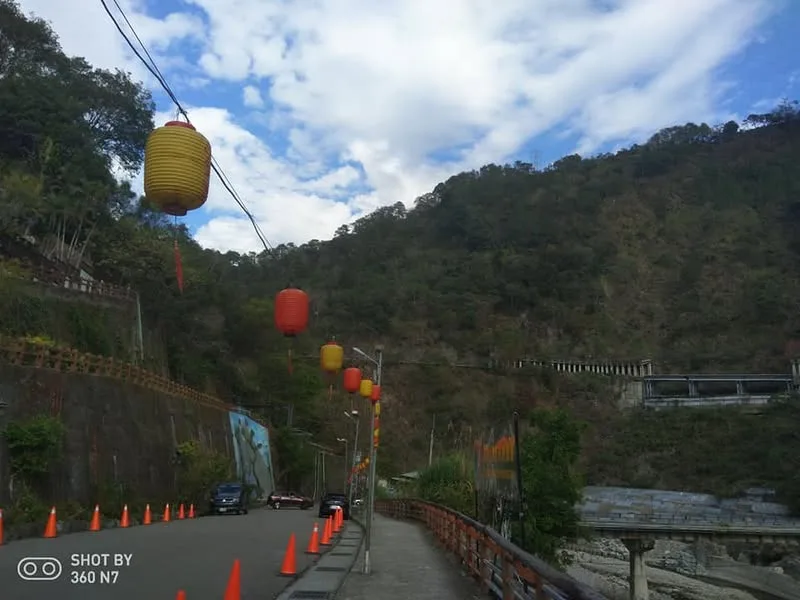 台中 谷關溫泉、豐原 廟東夜市