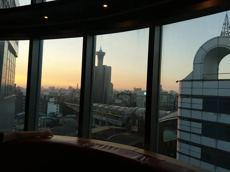 台中 大魯閣新時代10F 布娜飛比利時啤酒館