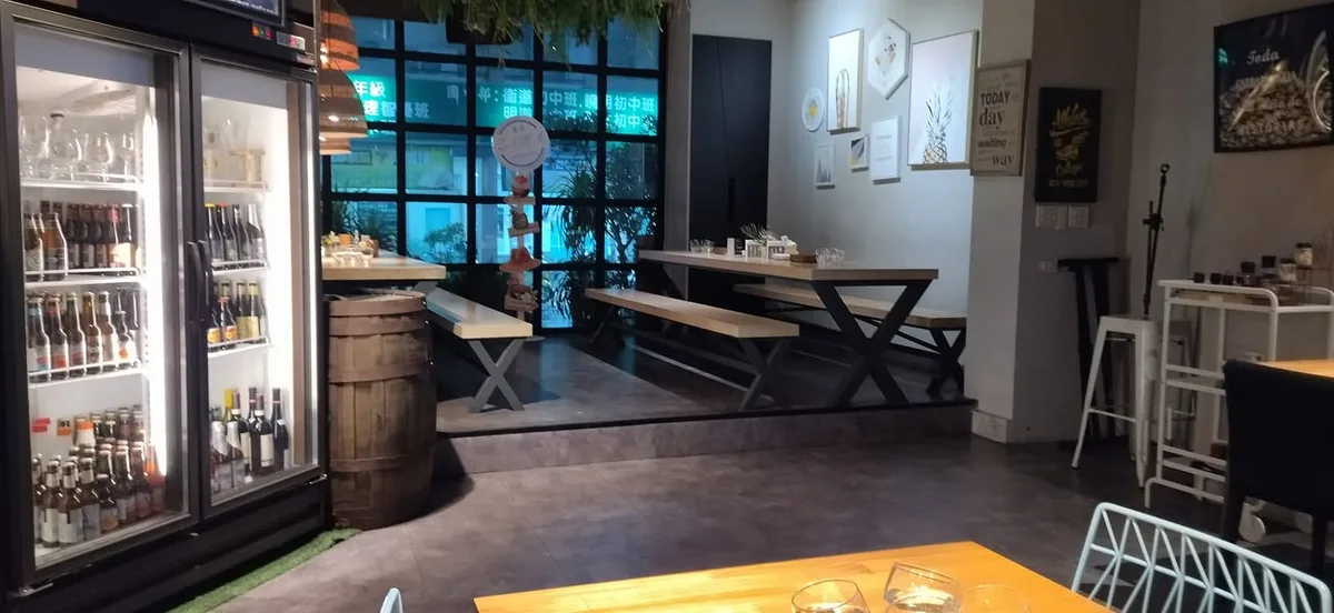 台中 北平路 Zaka 餐酒館