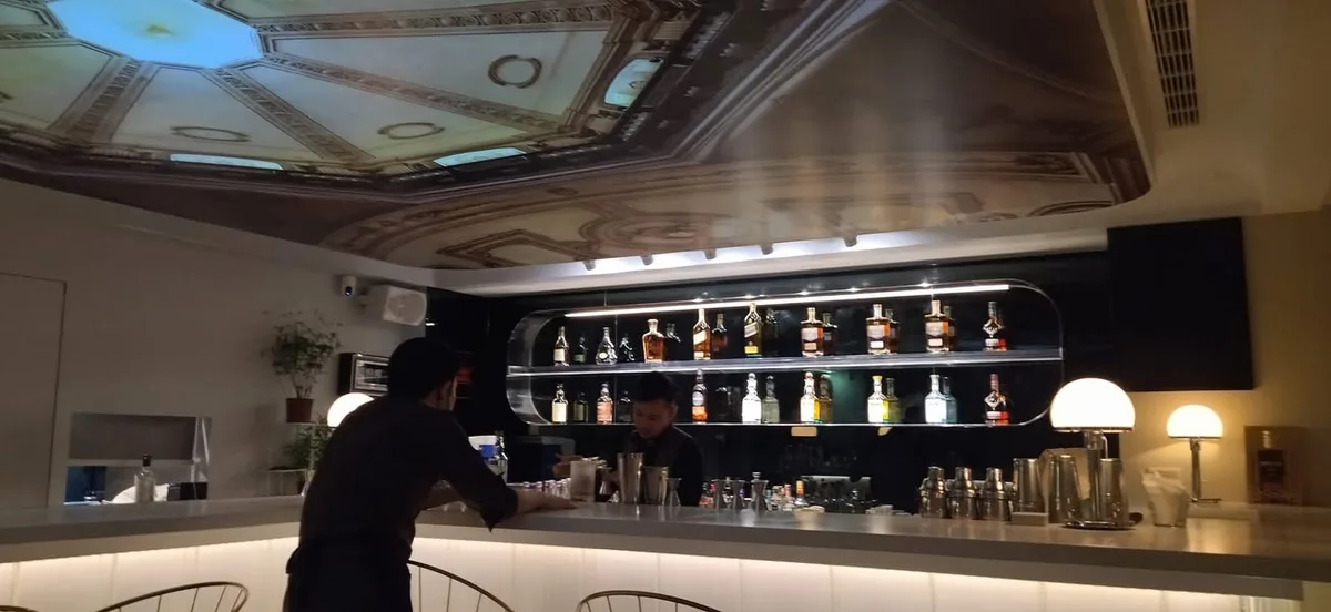 台北 東興路 Healer 治癒酒吧 (改名:Waaaa)