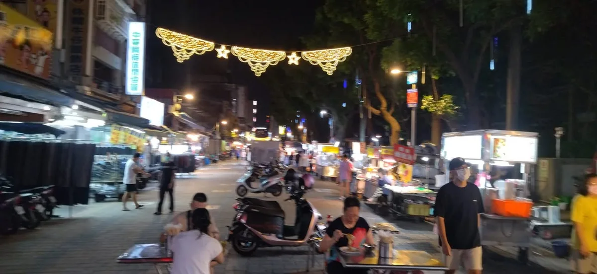 台北 萬華 廣州街夜市