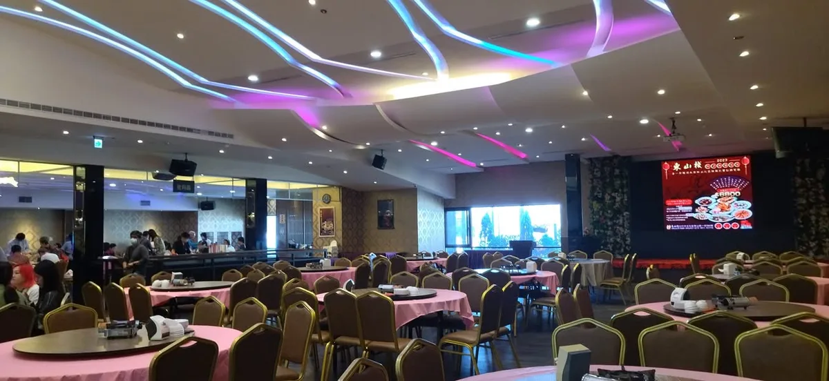 台中 東山路 東山棧 甕缸雞