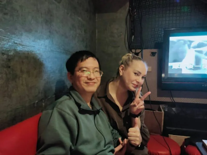 台北 唱歌遇烏克蘭妹子