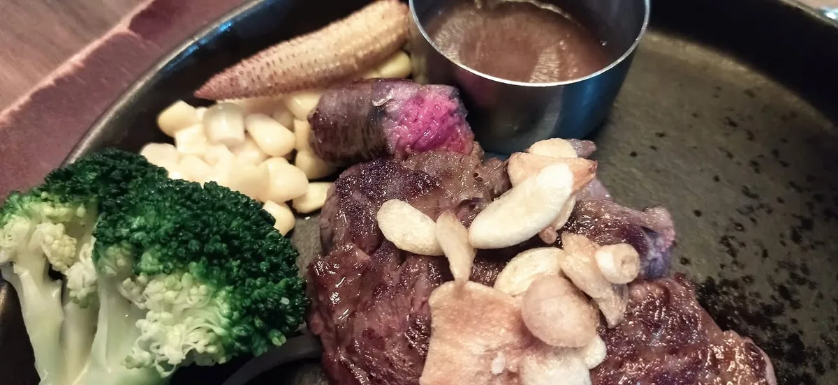 台北 東區 Totsuzen Steak 熟成牛排餐酒館