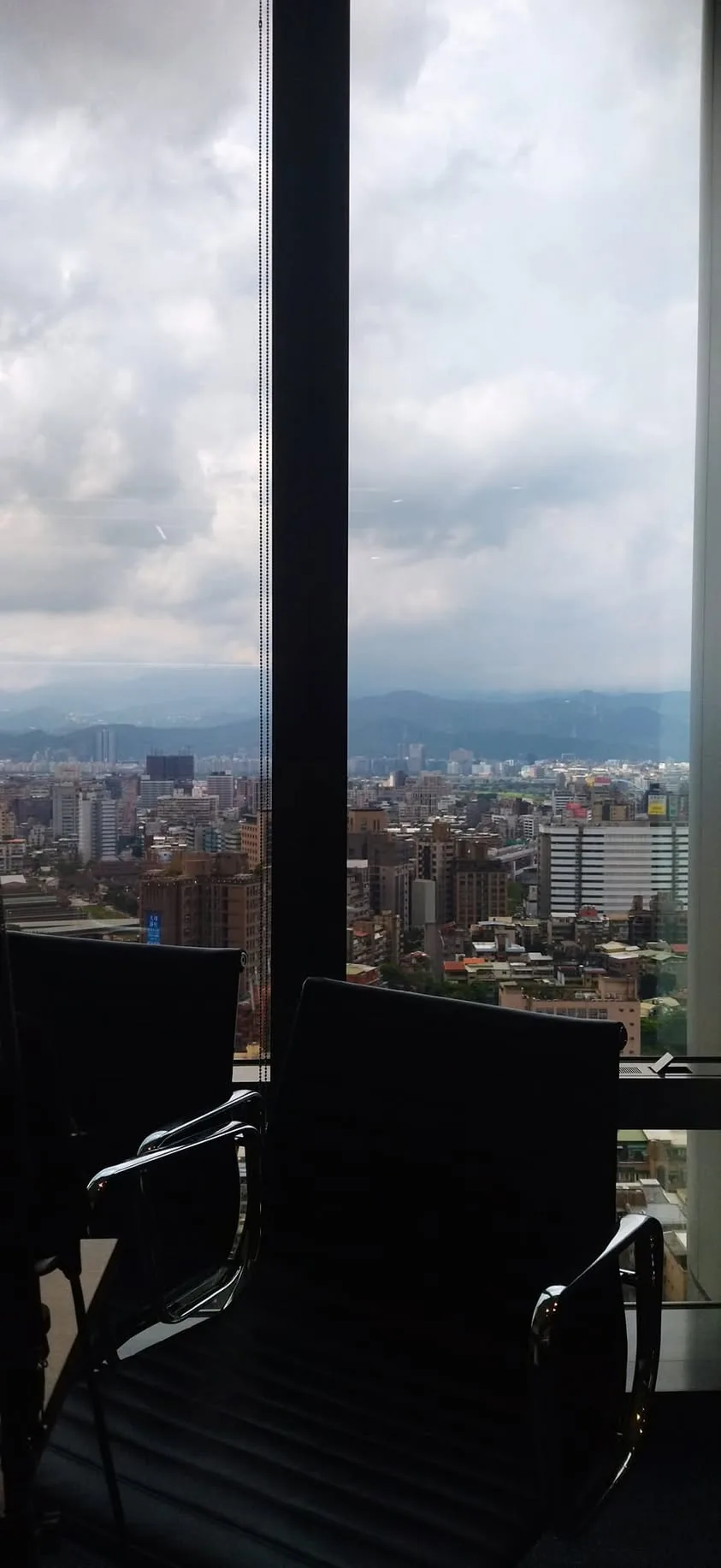 台北 微風信義4F 杏子豬排