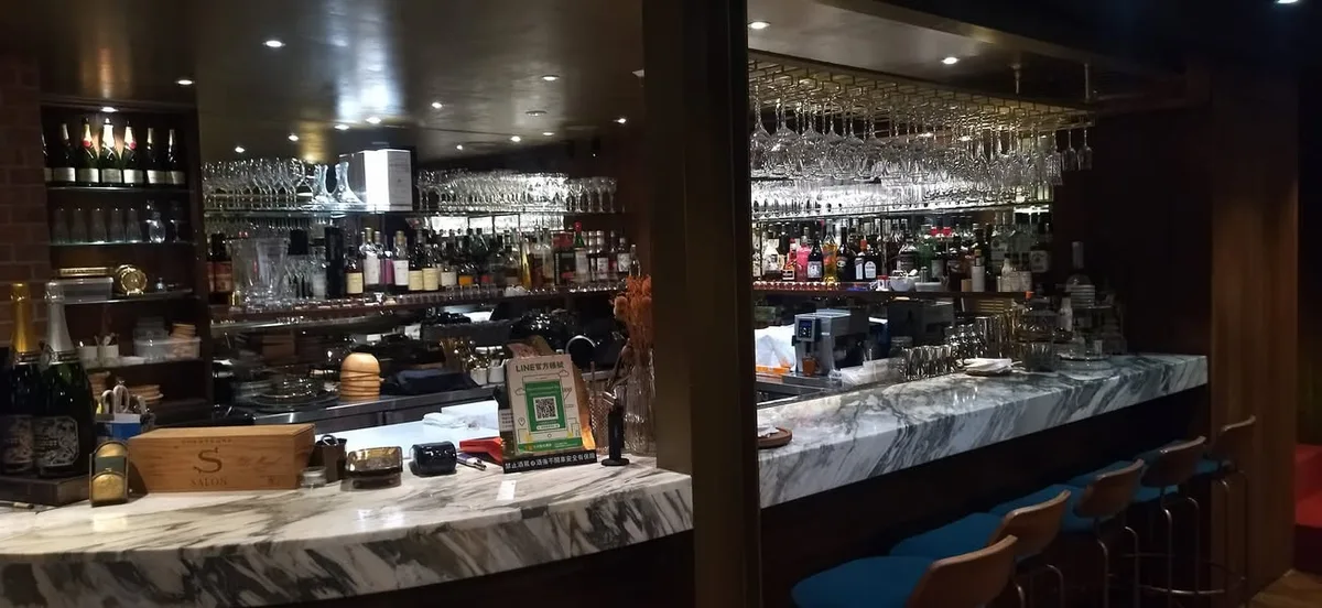 台北 信義路 Opium Champagne Bar