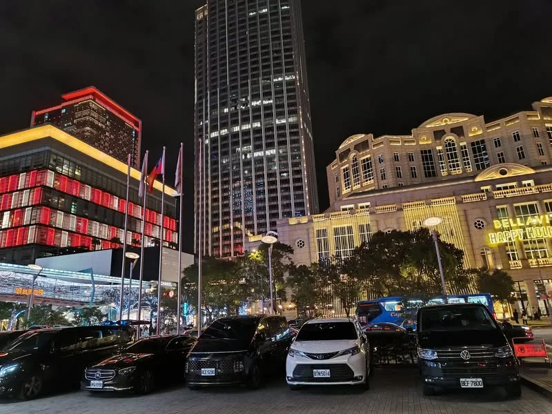 台北 艾麗酒店6F La Farfalla