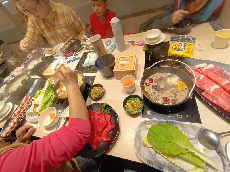 台中 築間幸福鍋物