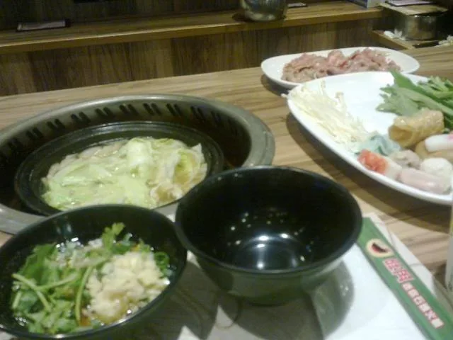 台北 西門町 旺角石頭火鍋