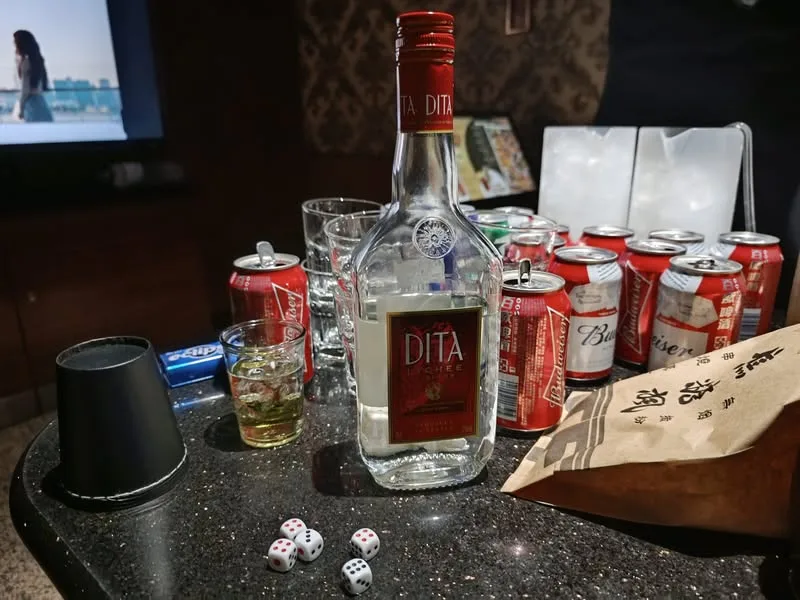 台北 東區 Vavin 酒盒子 - Wine Cellar & Shop