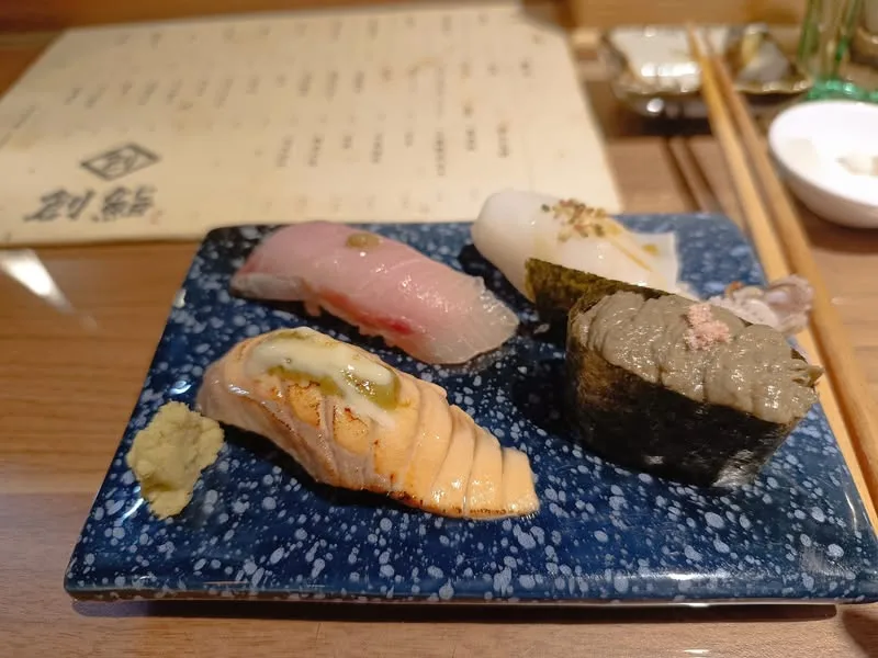 台北 市民大道 創鮨 · 丼飯 壽司 清酒吧