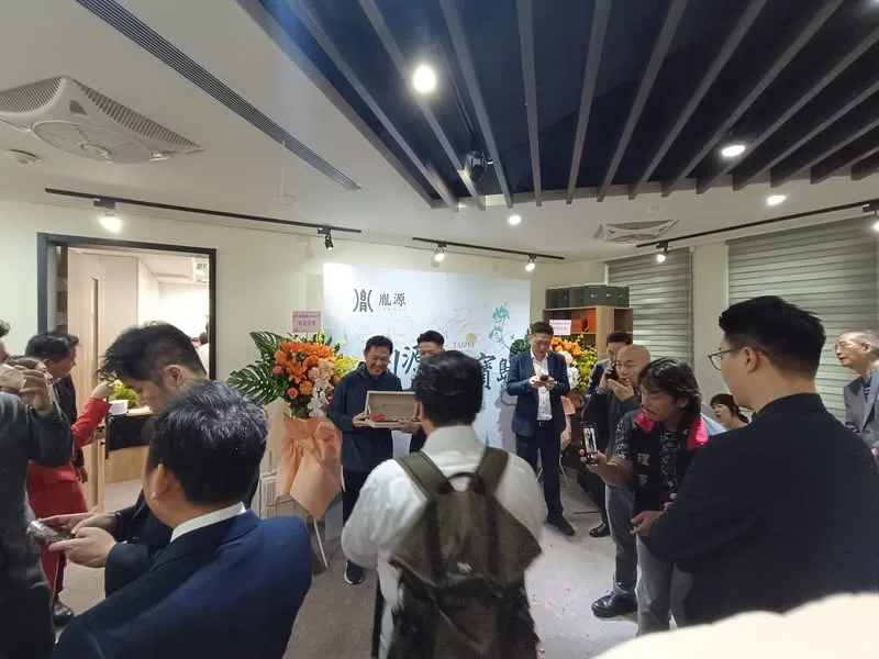 台中 小春- 大里 旗艦店