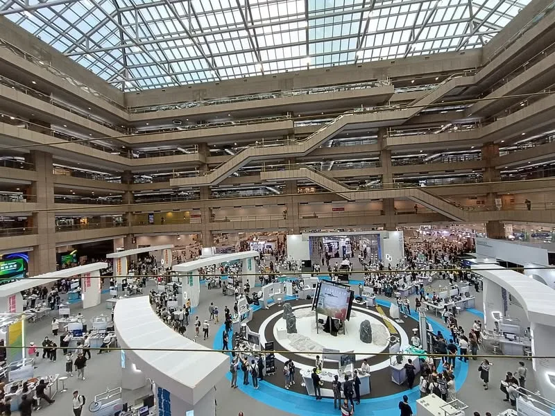 台北 Sogo復興 10F 阿瑪迪斯咖啡館