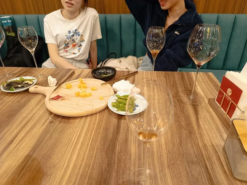 台北 燒鳩 刺身•串燒•夜食、Wineswee 微風店