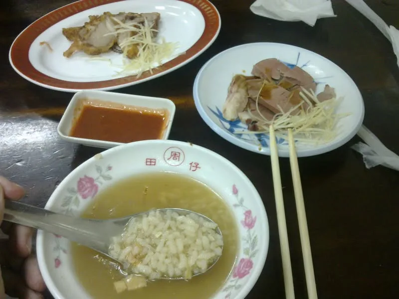 台北 廣州街 周記肉粥店