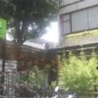 台南 塗鴉書店 餐廳