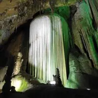 重慶 武隆-芙蓉洞 +市區：解放碑、重慶小麵、夜景、十八梯