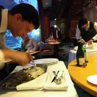 杜拜 帆船七星酒店 Al Mahara 海底餐廳 4