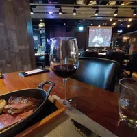 台北 市政府站 艾朋牛排餐酒館 2